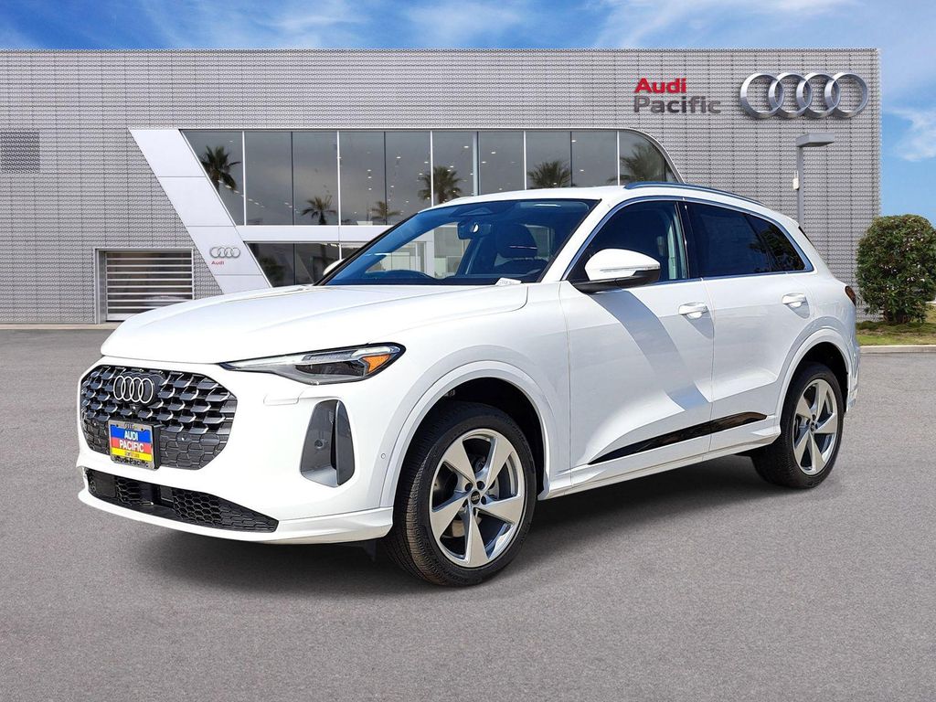 New 2026 Audi Q5 Premium Plus TFSI quattro S tronic