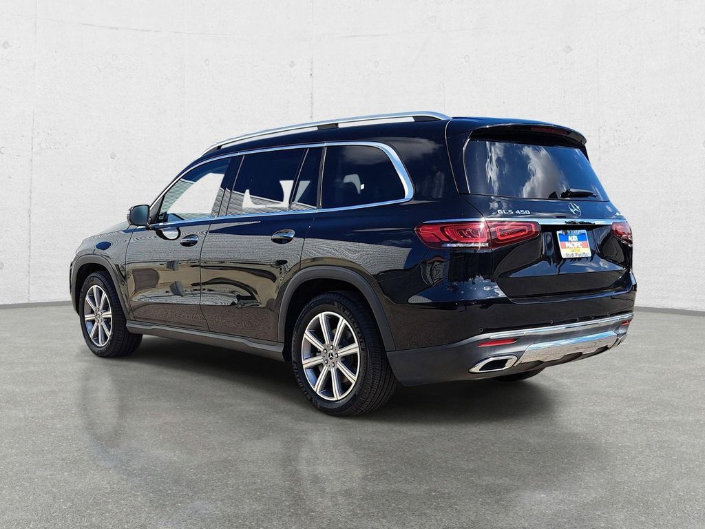 MERCEDES-BENZ GLS - 7