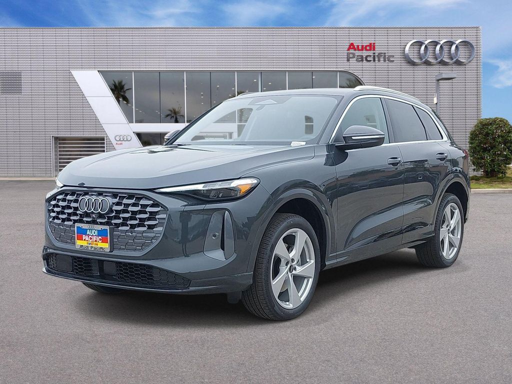 New 2026 Audi Q5 Premium Plus TFSI quattro S tronic