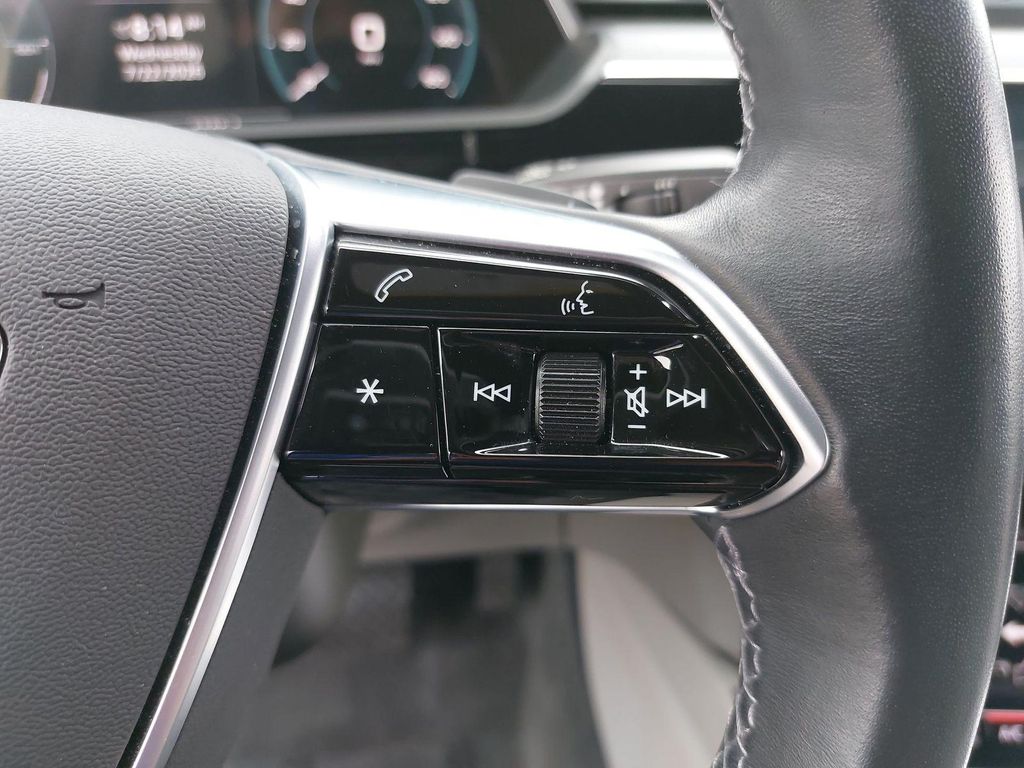 2024 AUDI Q8 E-TRON PRESTIGE 缩略图 18