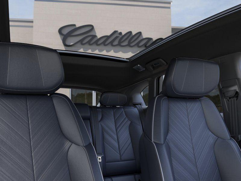 2027 Cadillac OPTIQ LUXURY — миниатюра 24