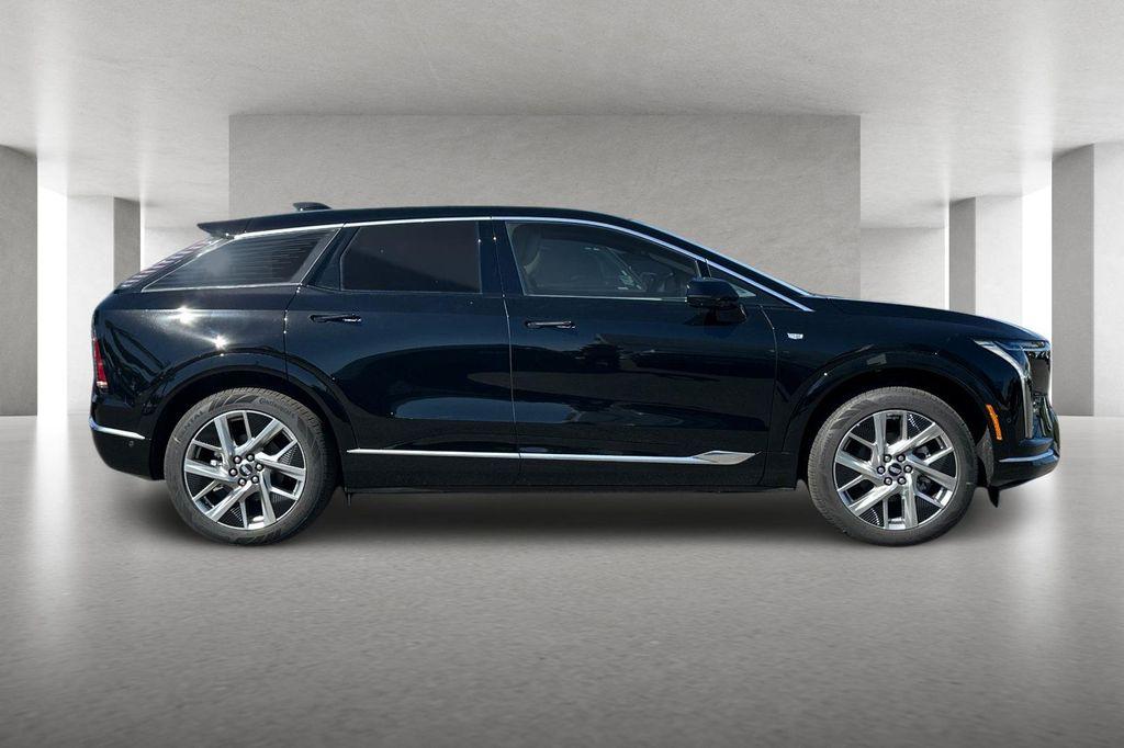 New 2027 Cadillac OPTIQ Luxury