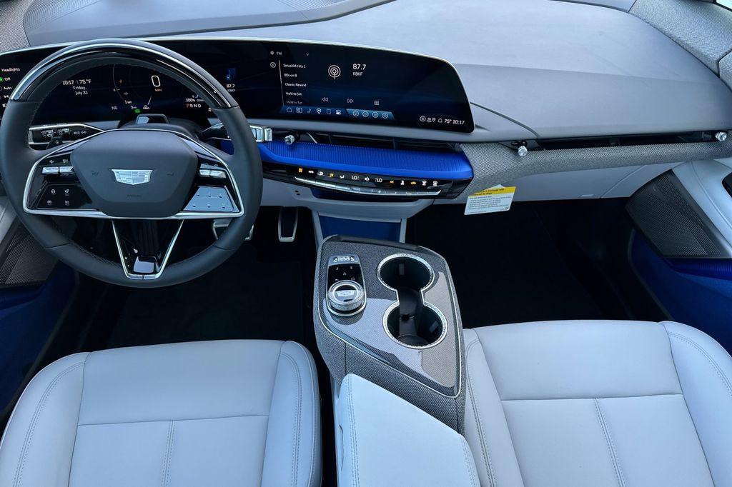 صورة مصغرة 14 لـ 2027 Cadillac OPTIQ LUXURY