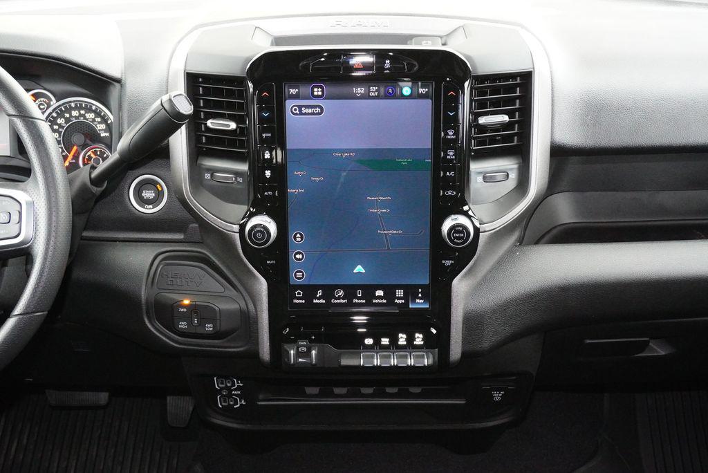 صورة 7 لـ 2026 RAM 2500 TRADESMAN CREW CAB 4X4 6'4' BOX