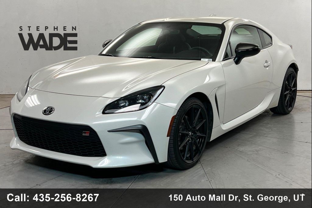 2023 Toyota GR86 Premium