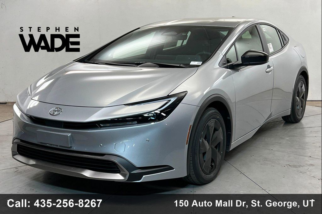 New 2026 Toyota Prius Plug-In Hybrid SE