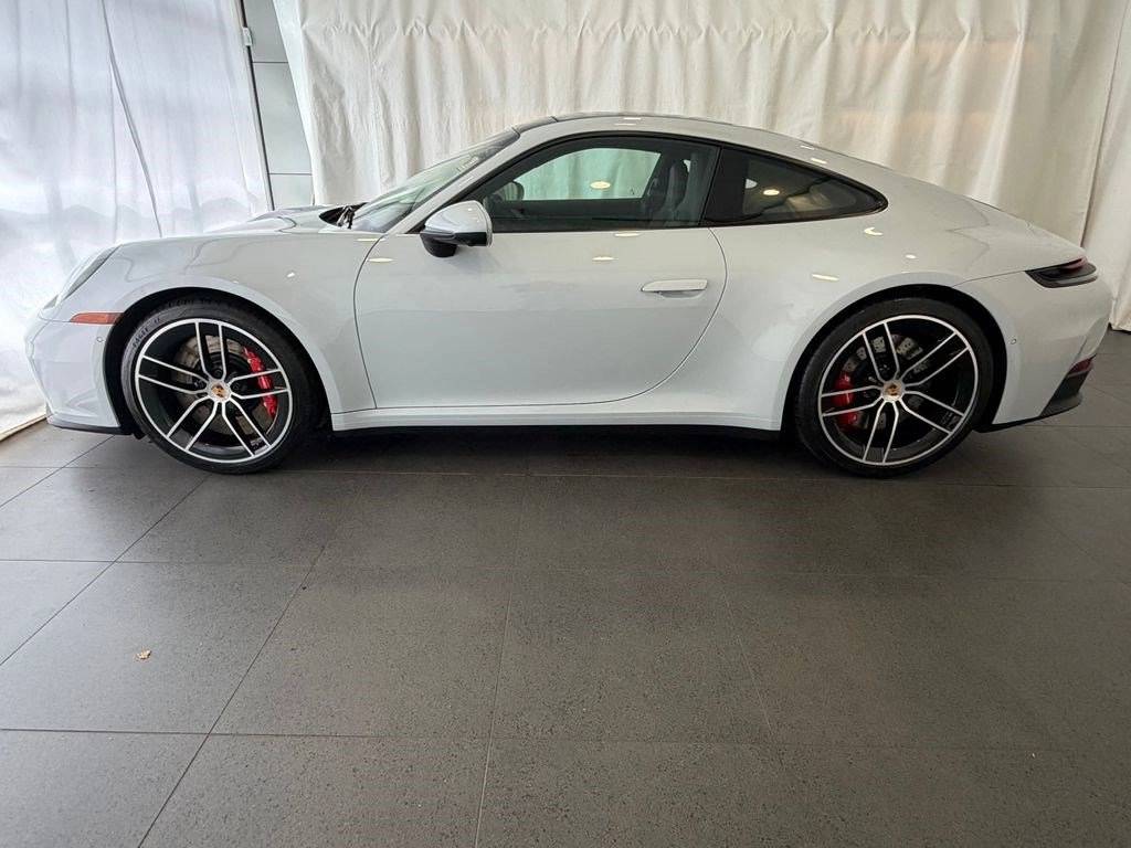 2026 Porsche 911 照片 2