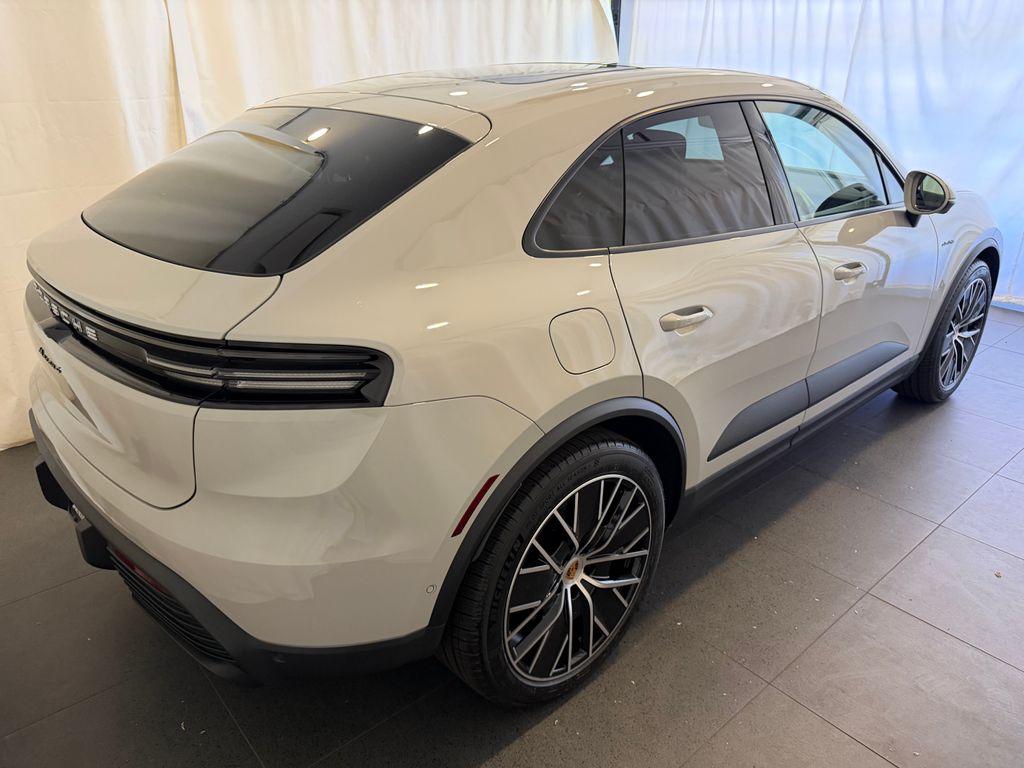 2026 Porsche MACAN 4 — фото 9
