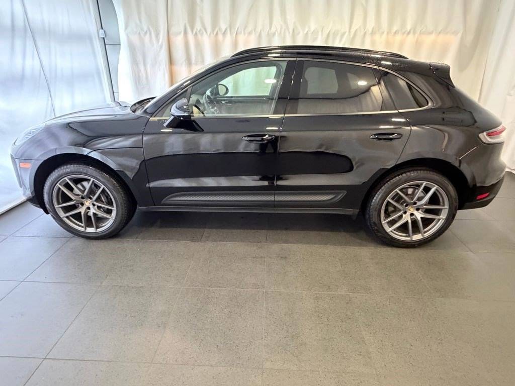 2026 Porsche MACAN 照片 2