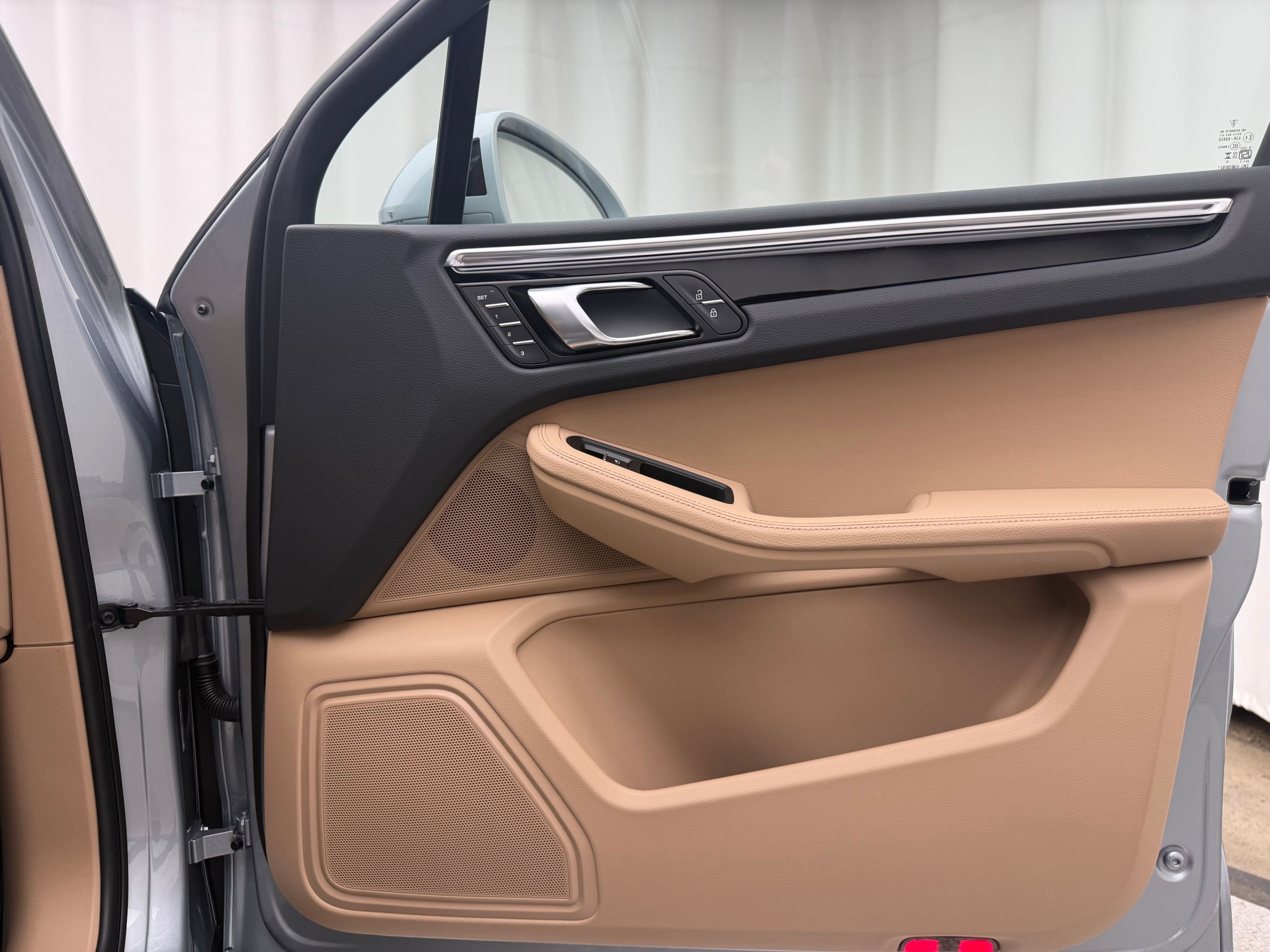 صورة مصغرة 16 لـ 2026 Porsche MACAN
