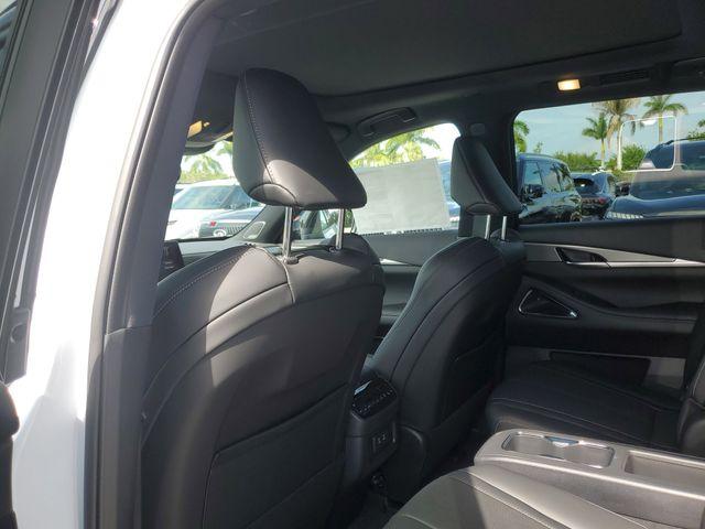 صورة 10 لـ 2027 Infiniti QX60 SPT