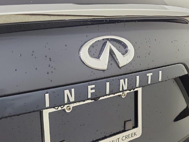 صورة 10 لـ 2025 Infiniti QX50 LUXE