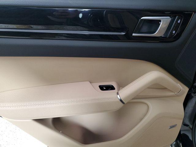 PORSCHE CAYENNE - 10