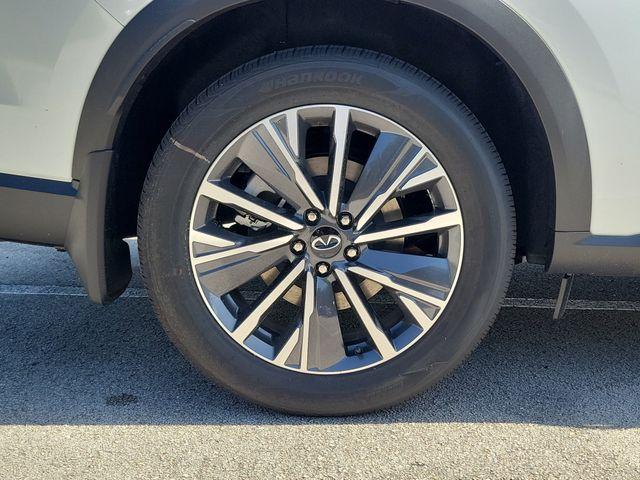 2027 Infiniti QX60 LUXE photo 7