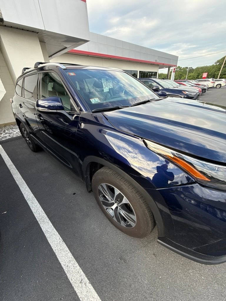 صورة 9 لـ 2026 TOYOTA HIGHLANDER XLE