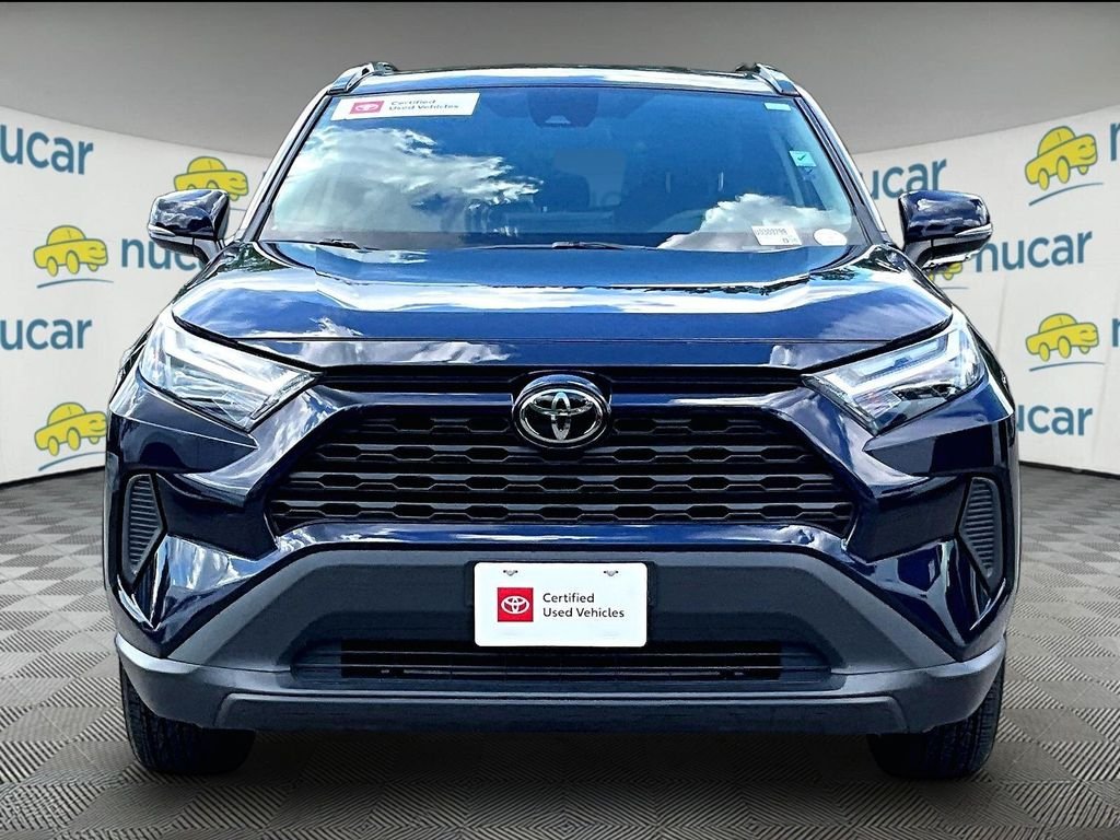 2024 Toyota RAV4 XLE — фото 2