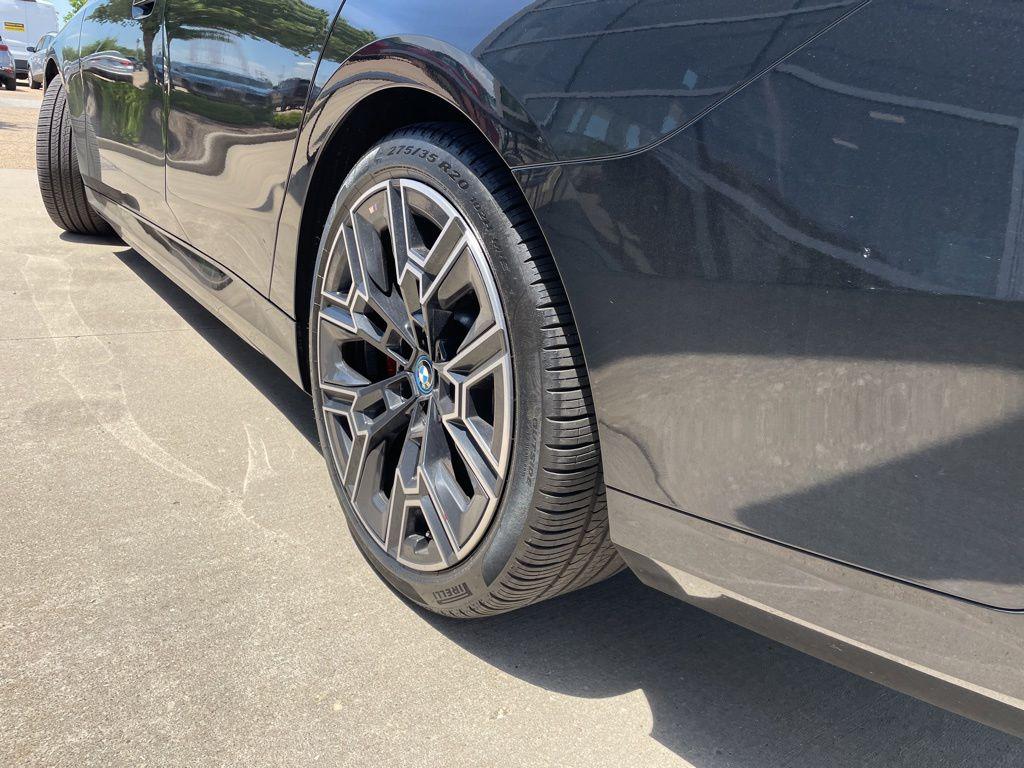 2025 BMW I5 XDRIVE40 缩略图 17