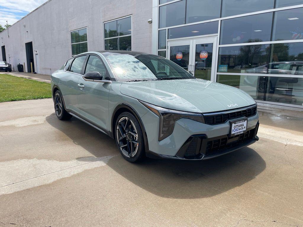 New 2026 Kia K4 GT-Line