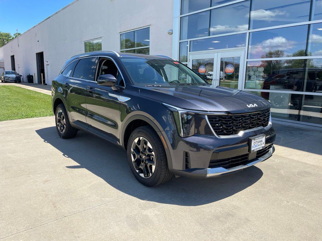 New 2026 Kia Sorento S