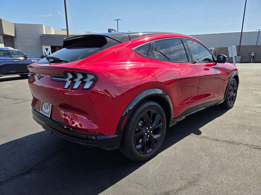 2023 FORD MUSTANG MACH-E PREMIUM — фото 6