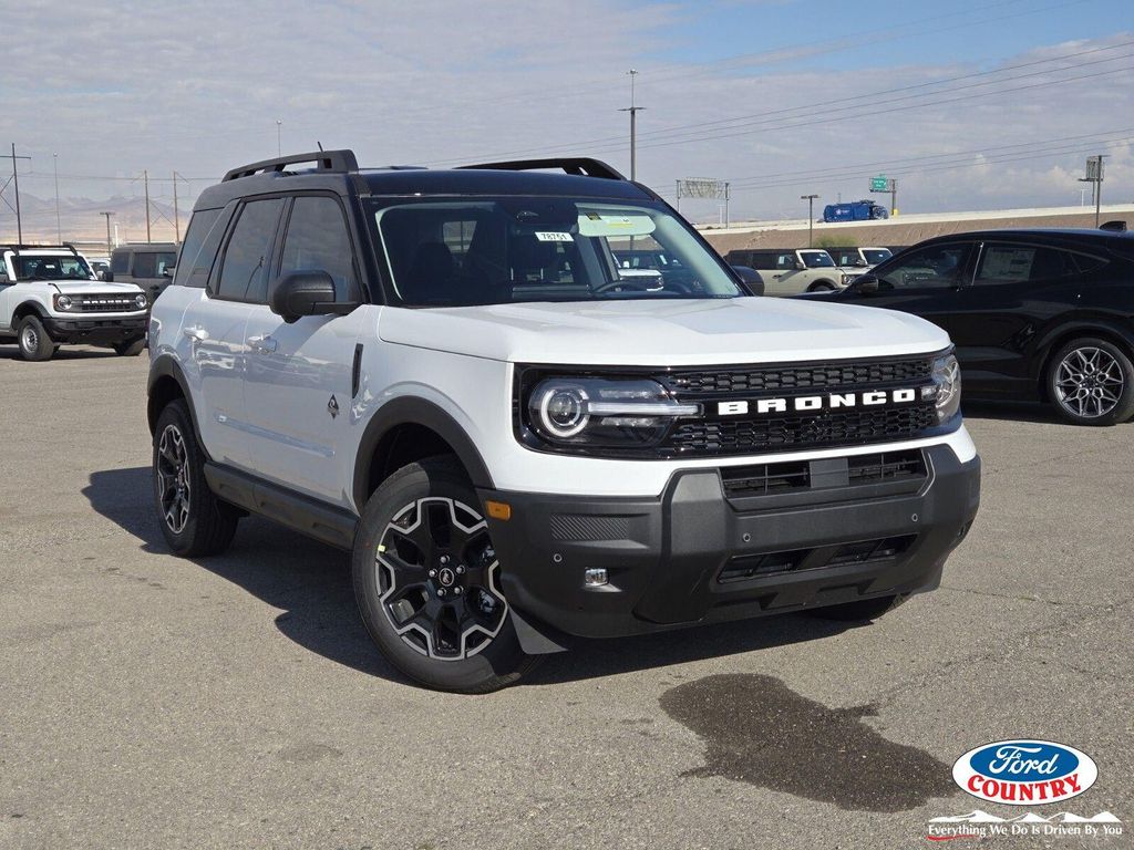 New 2025 Ford Bronco Sport Outer Banks