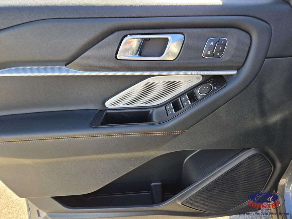 صورة مصغرة 11 لـ 2026 FORD EXPLORER TREMOR