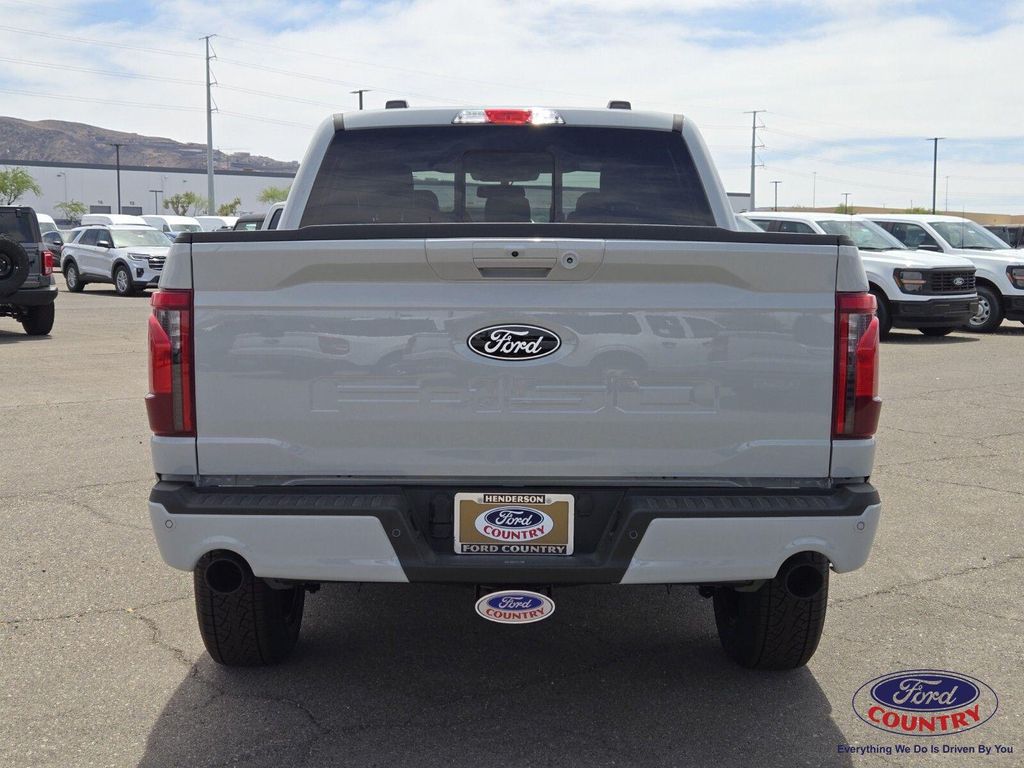 صورة 4 لـ 2026 FORD F-150 XLT