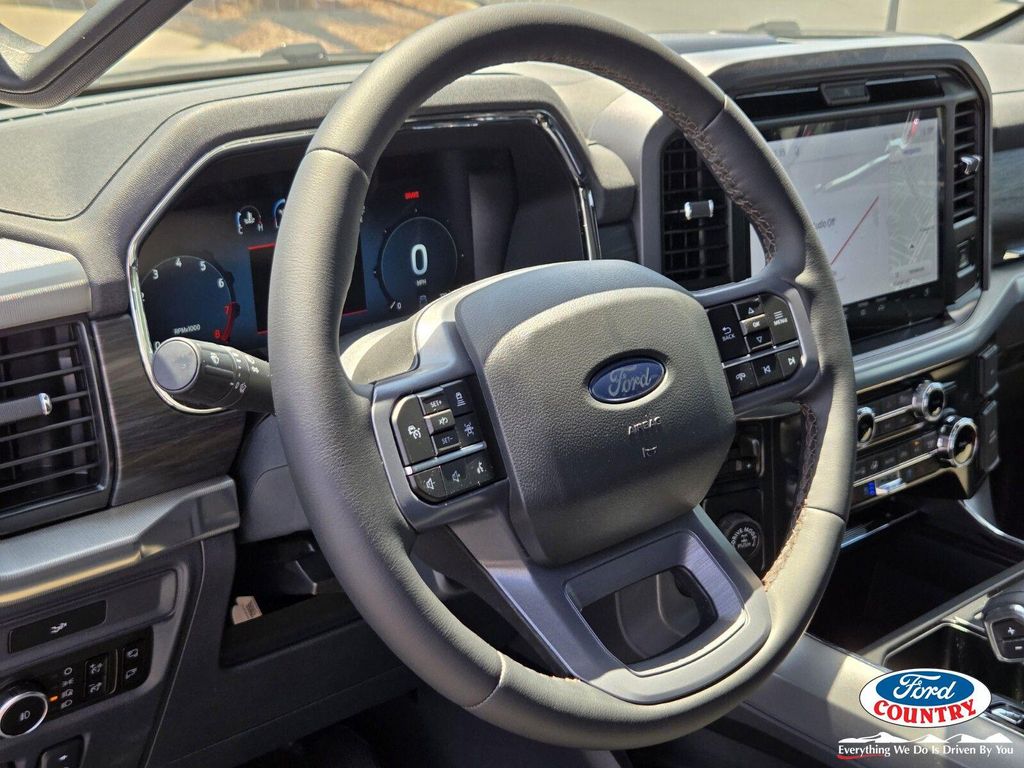 FORD F-150 LARIAT - 10