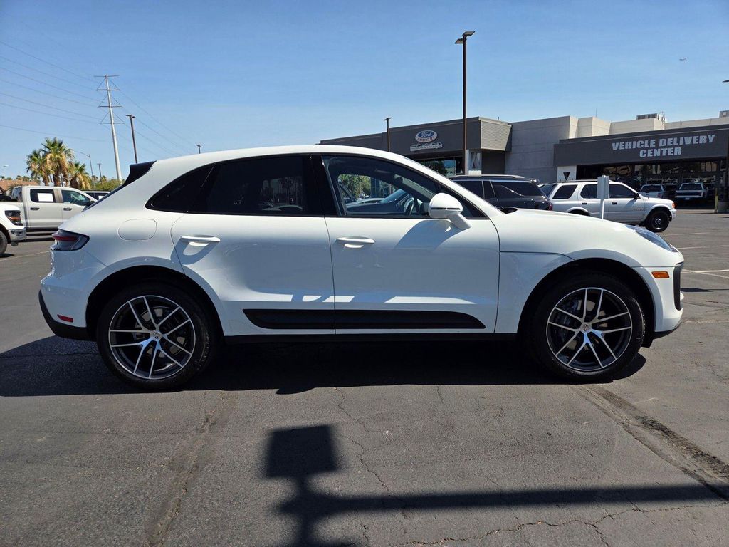 2024 Porsche MACAN 缩略图 7