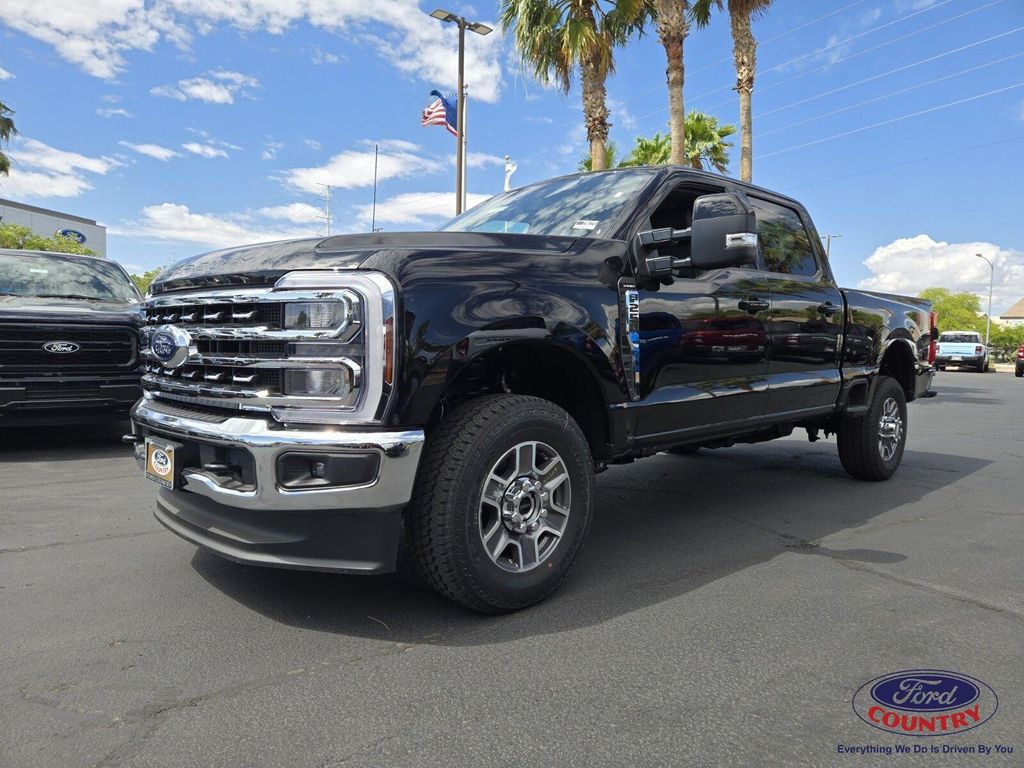 2026 FORD F-250 LARIAT 照片 2