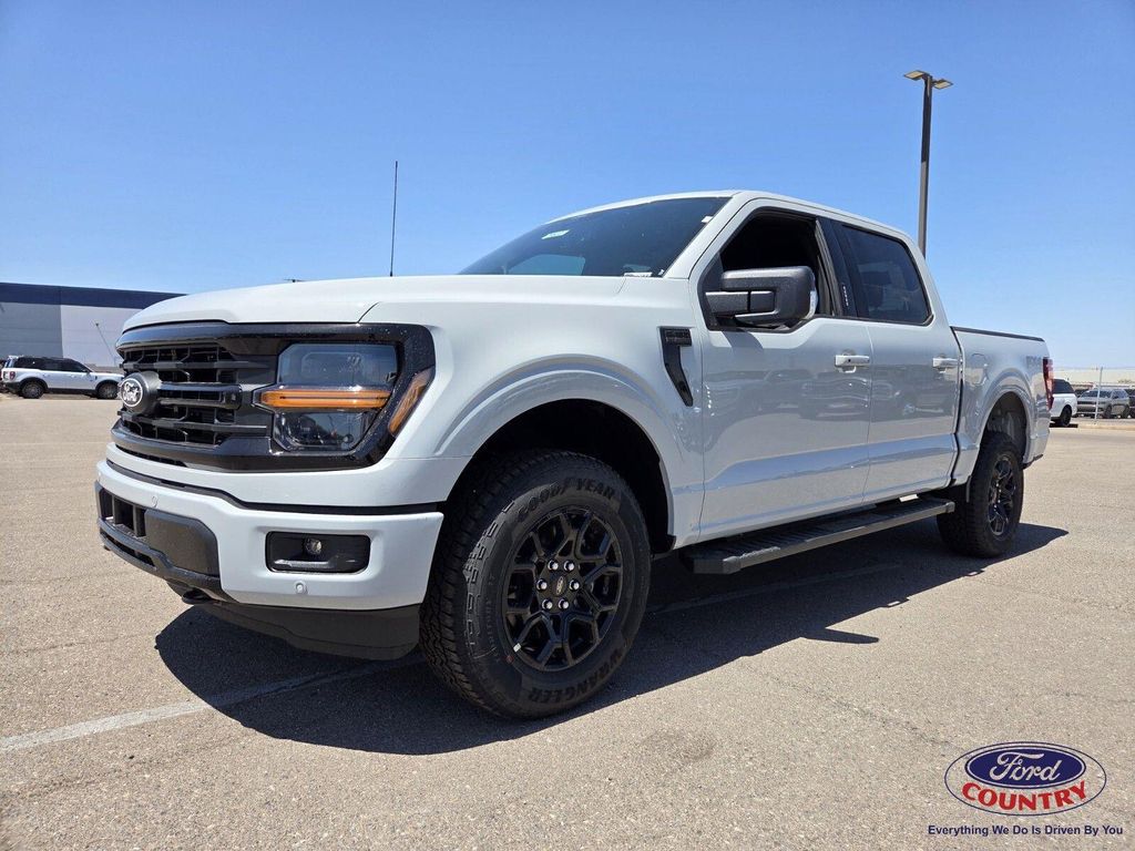 صورة مصغرة 2 لـ 2026 FORD F-150 XLT