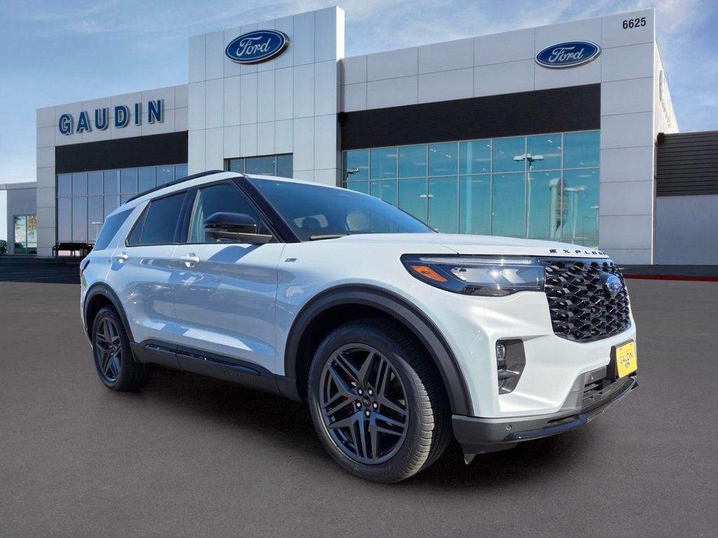 New 2026 Ford Explorer ST-Line