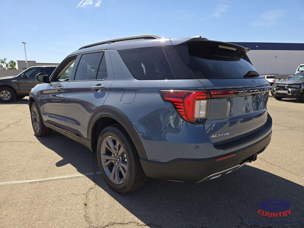 2026 FORD EXPLORER ACTIVE W/200A PKG — фото 3