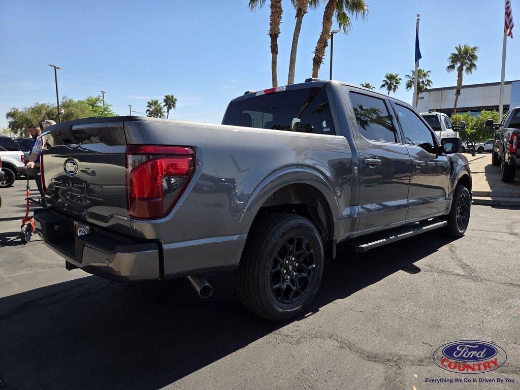 2026 FORD F-150 XLT — фото 3