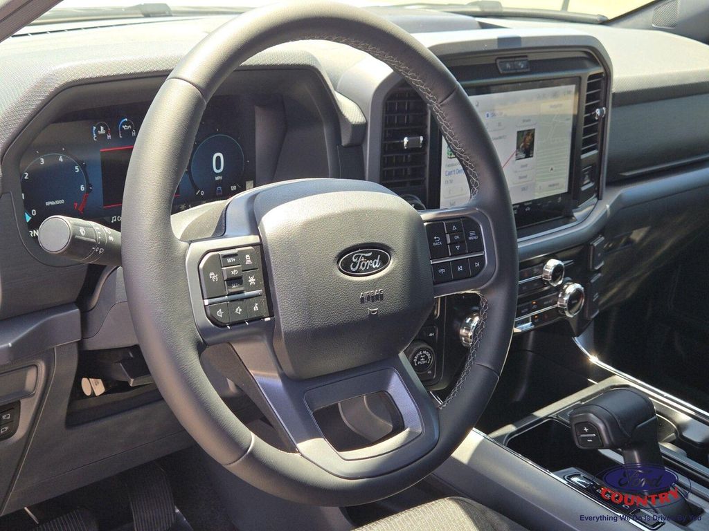 2026 FORD F-150 XLT 照片 10