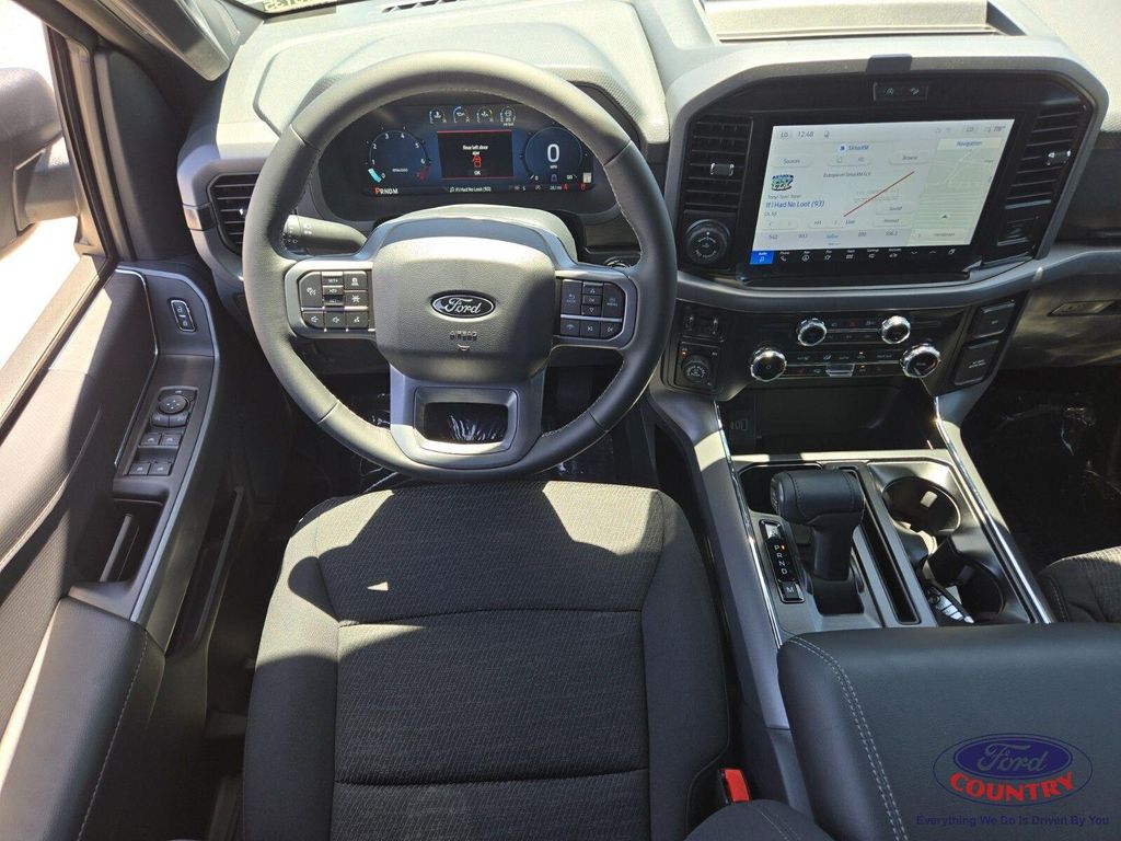 2026 FORD F-150 XLT 照片 8