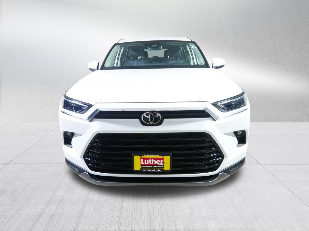 صورة 2 لـ 2024 Toyota GRAND HIGHLANDER PLATINUM