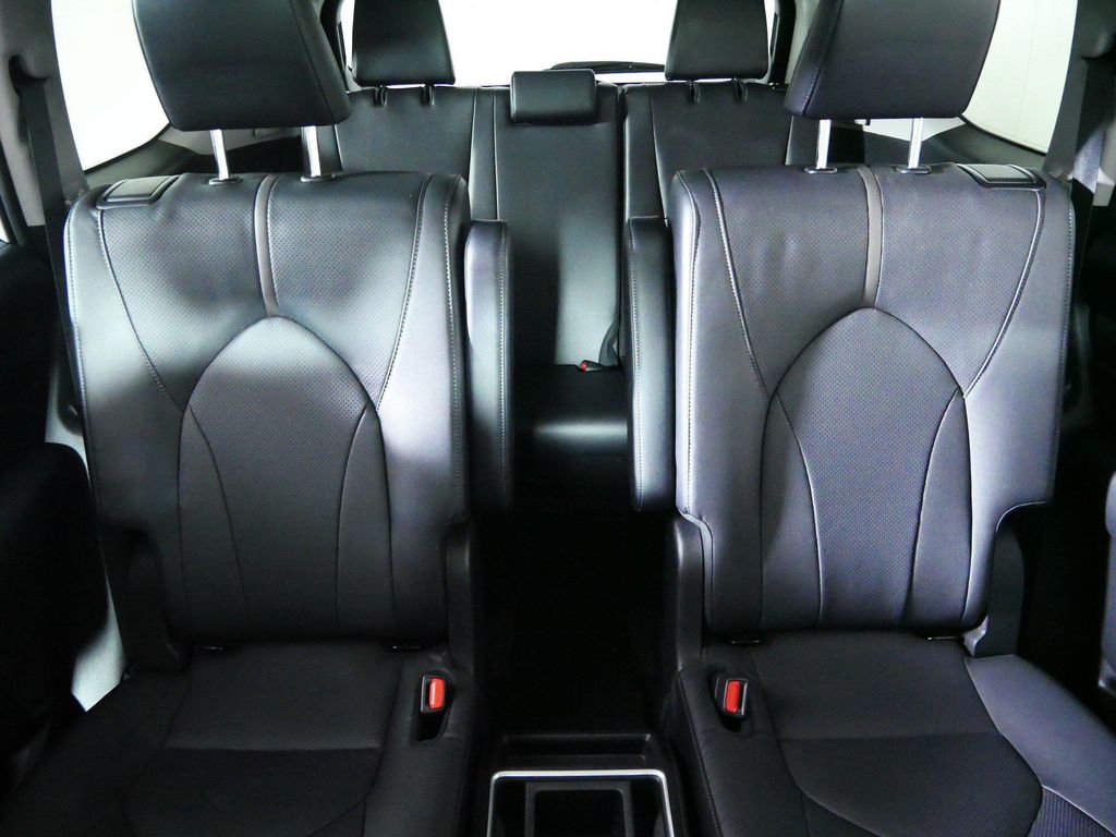 صورة 13 لـ 2024 Toyota GRAND HIGHLANDER PLATINUM