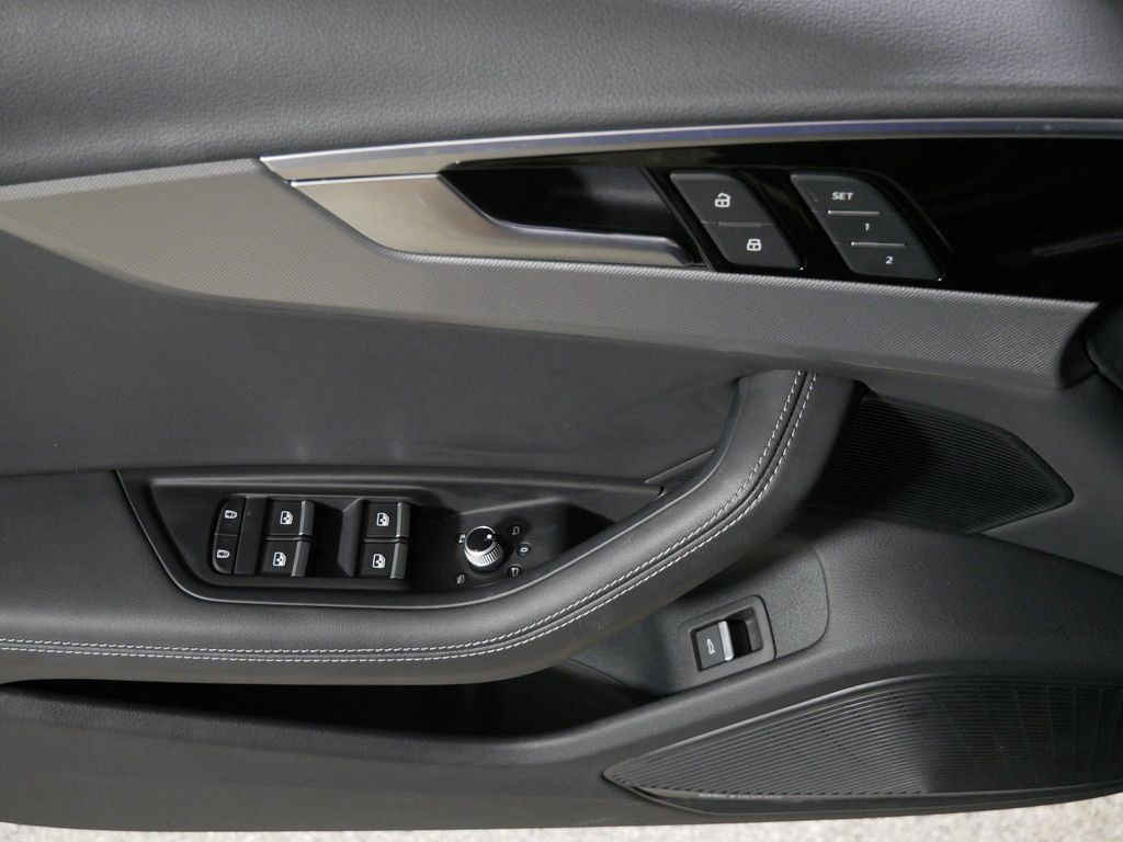 صورة مصغرة 19 لـ 2023 AUDI A4 45 S LINE PREMIUM PLUS