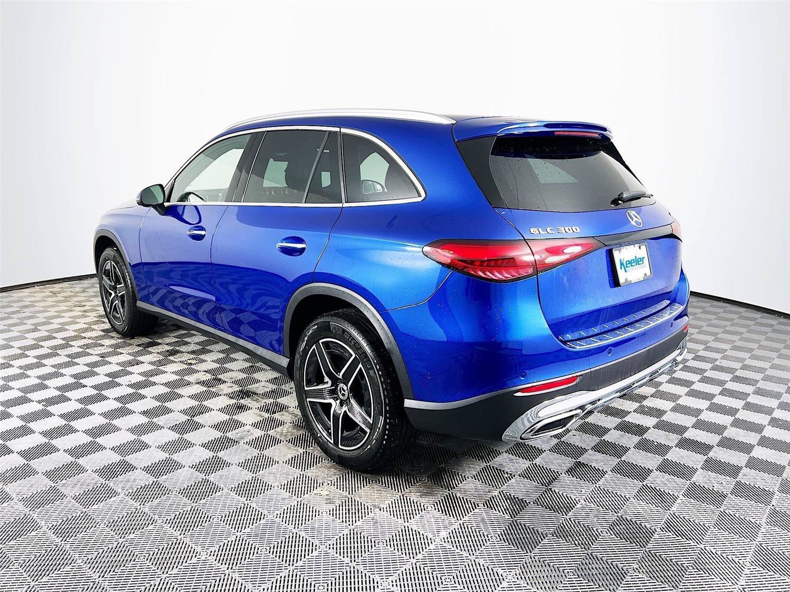 صورة 3 لـ 2026 Mercedes-BENZ GLC