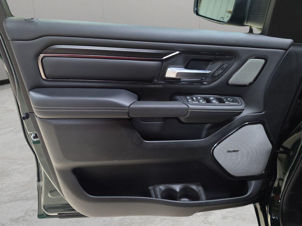 2026 RAM 1500 REBEL 缩略图 12