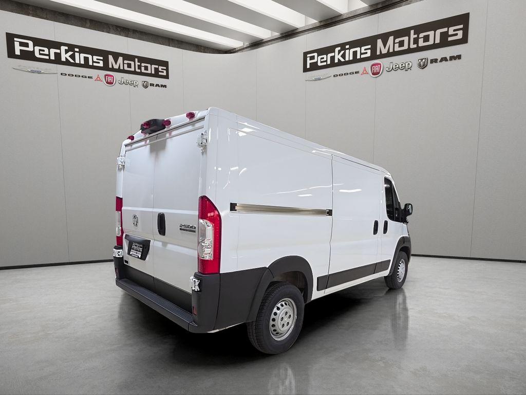 صورة 5 لـ 2025 RAM PROMASTER 2500 BASE