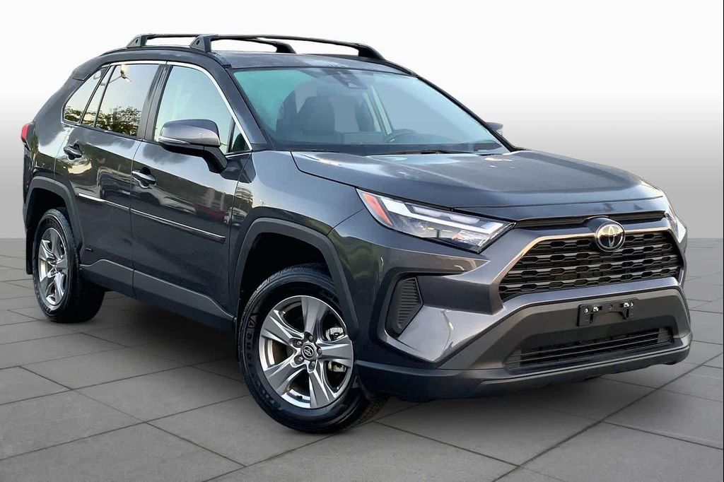 TOYOTA RAV4 - 3