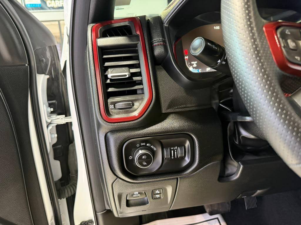 صورة مصغرة 24 لـ 2026 RAM 1500 REBEL