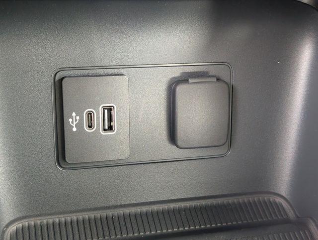 صورة مصغرة 14 لـ 2026 FORD EXPLORER TREMOR