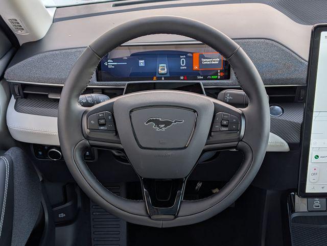 2026 FORD MUSTANG MACH-E PREMIUM — фото 10
