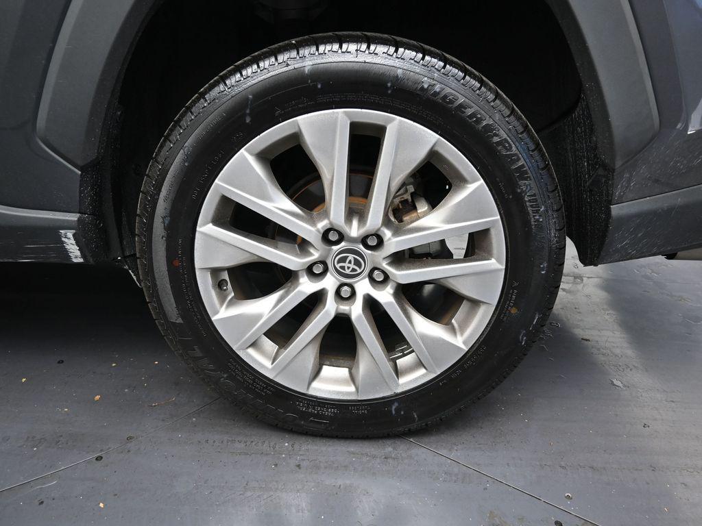 TOYOTA RAV4 - 9