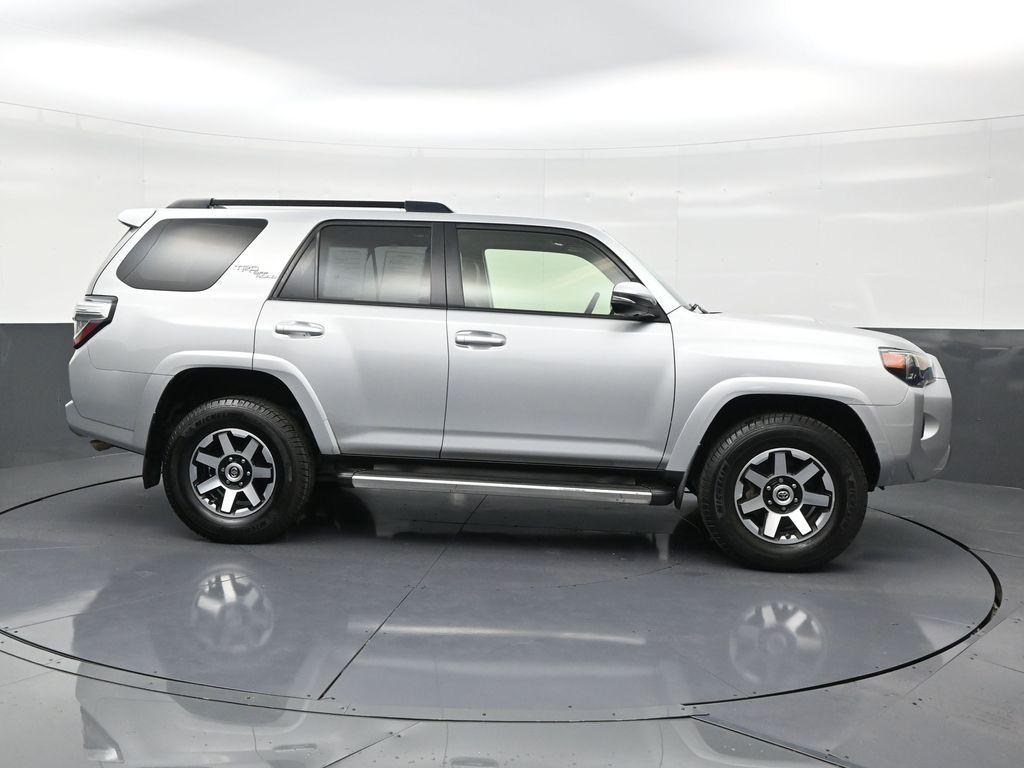 TOYOTA 4RUNNER - 6
