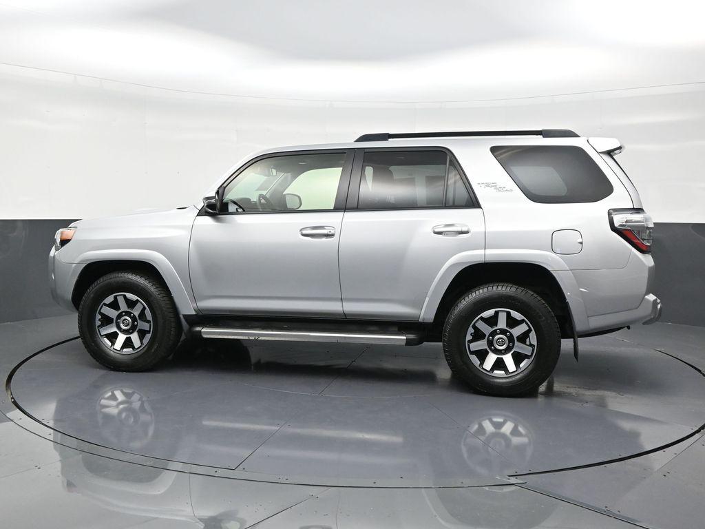 TOYOTA 4RUNNER - 2