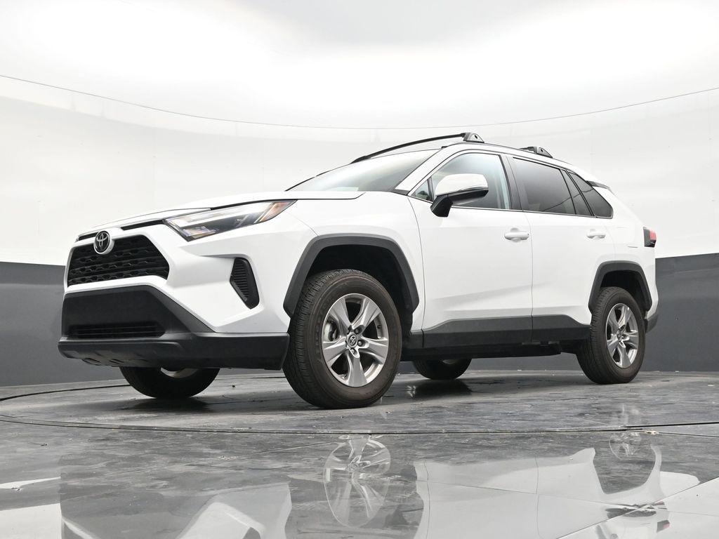 صورة مصغرة 20 لـ 2025 Toyota RAV4 XLE